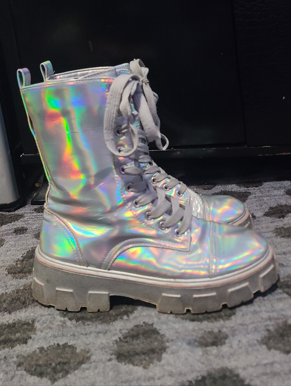 Cape Robbin Iridescent Platform Boots size 8